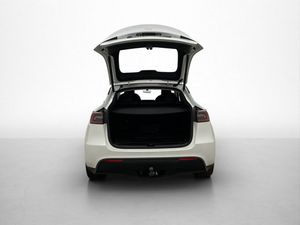 Tesla Model Y bild 18