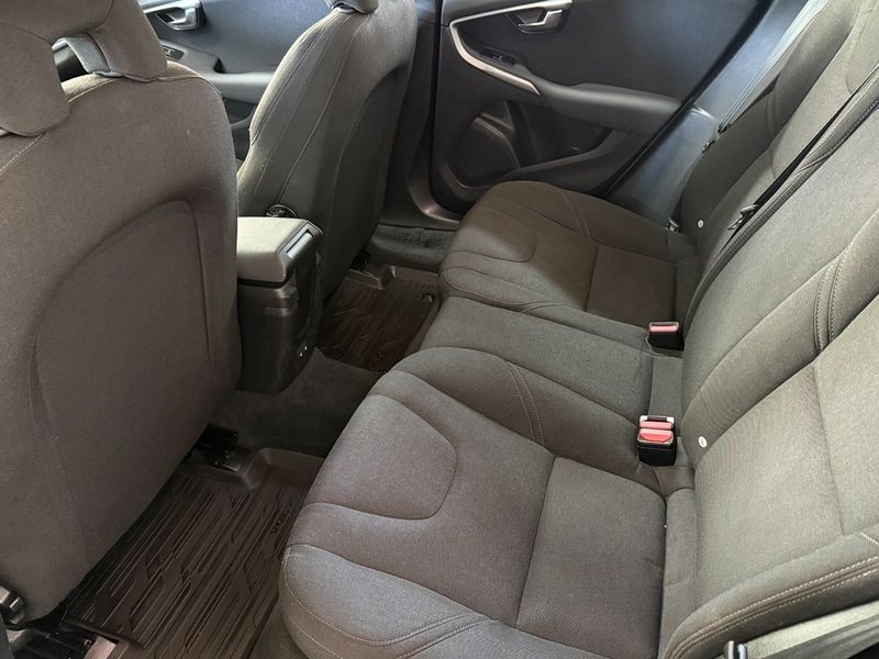 Volvo V40 bild 11