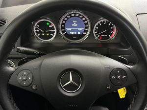 Mercedes C350 bild 16