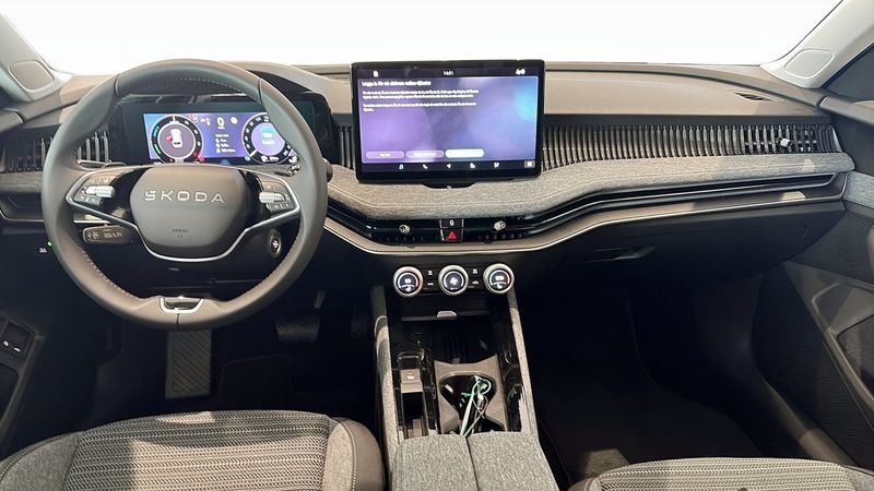 Skoda Superb bild 7