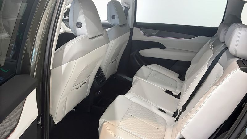 Skoda Peaq bild 8