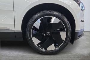 Volvo EX30 bild 17