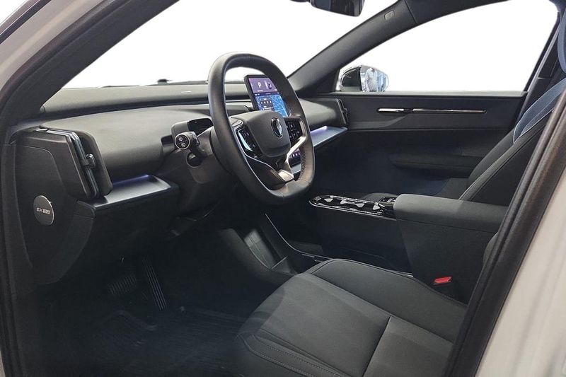 Volvo EX30 bild 14