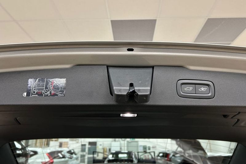 Volvo V60 bild 24