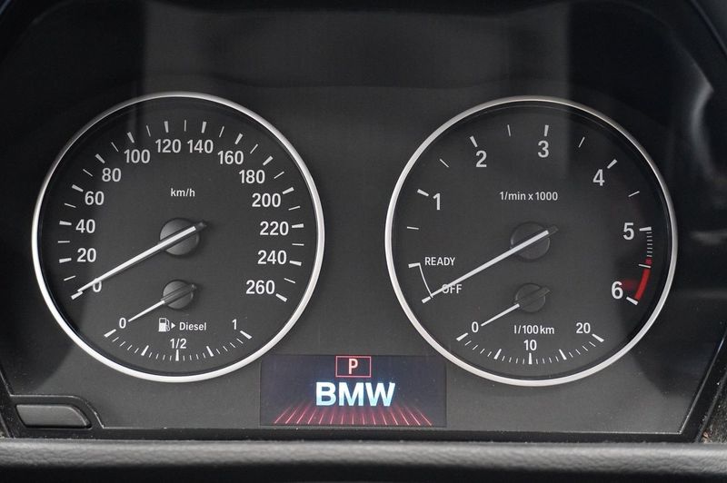 BMW X1 bild 8