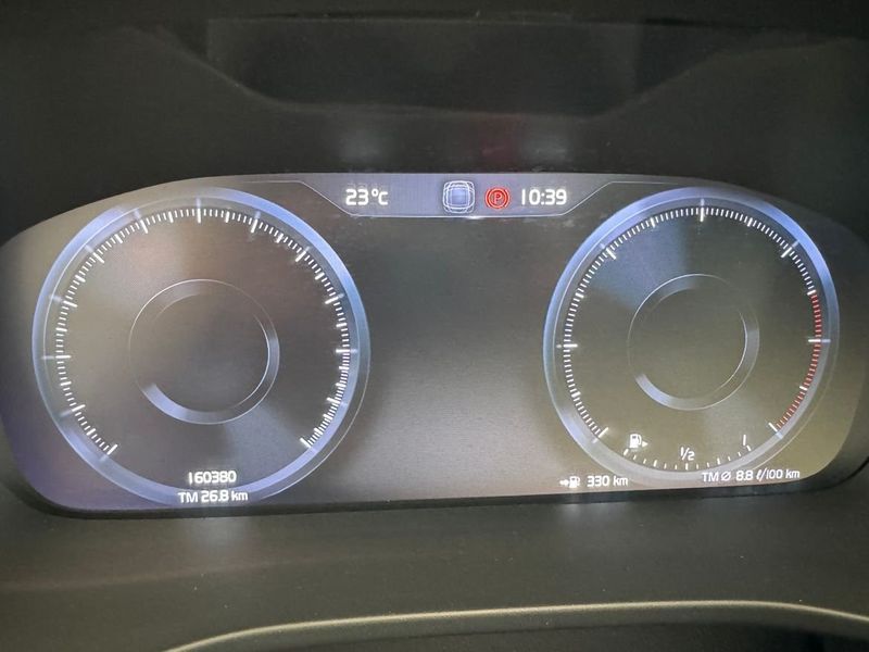 Volvo XC40 bild 8
