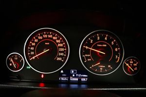 BMW 320 bild 12