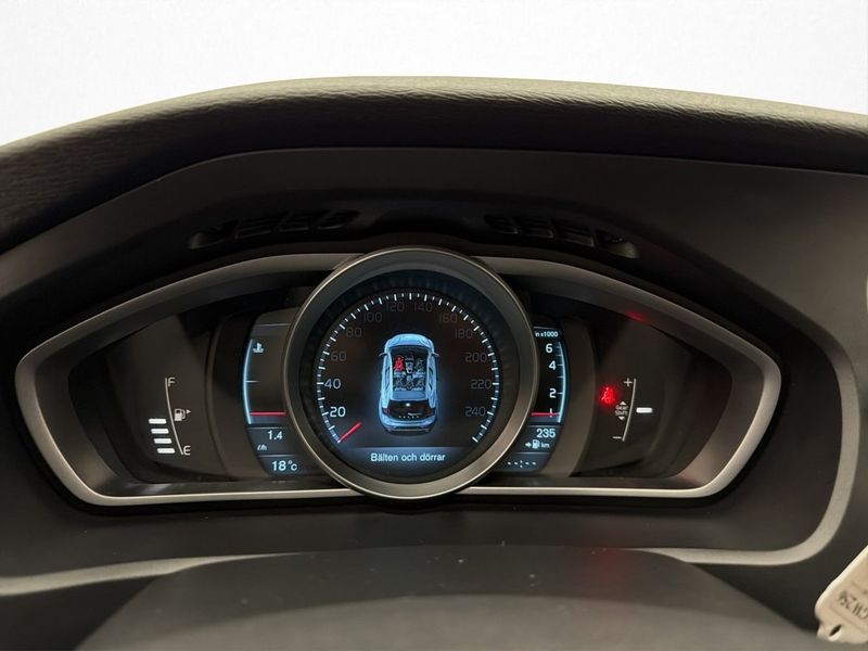Volvo V40 bild 15