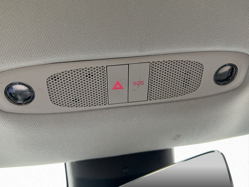 Tesla Model 3 bild 25