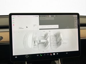 Tesla Model 3 bild 24