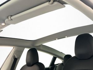 Tesla Model 3 bild 18