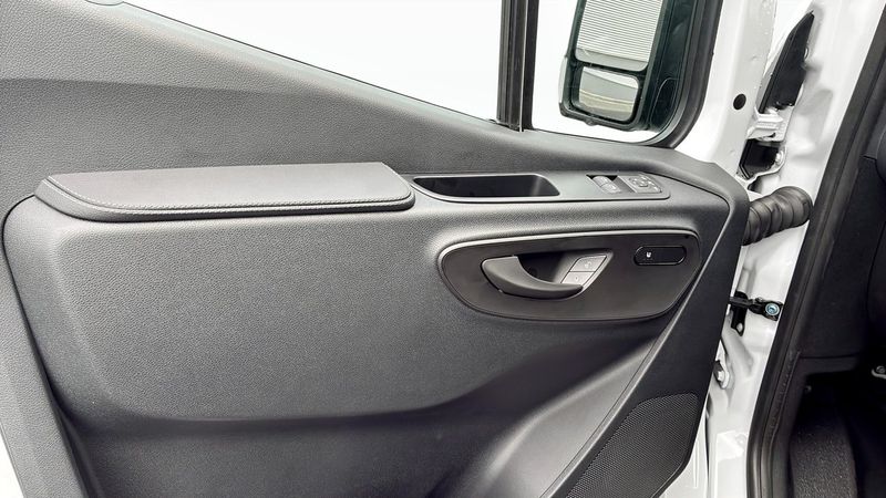 Mercedes Sprinter bild 11