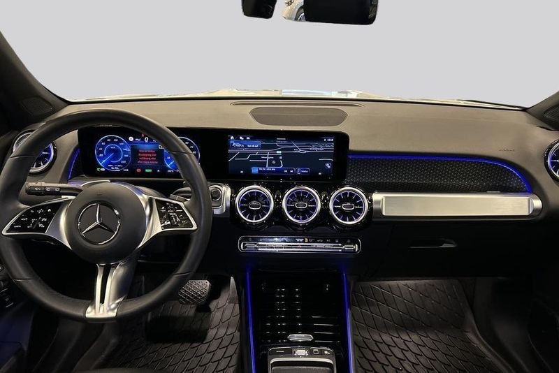 Mercedes EQB250+ bild 7