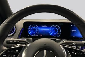 Mercedes EQB250+ bild 10