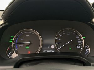 Lexus RX bild 35