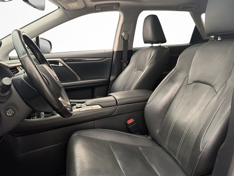 Lexus RX bild 13