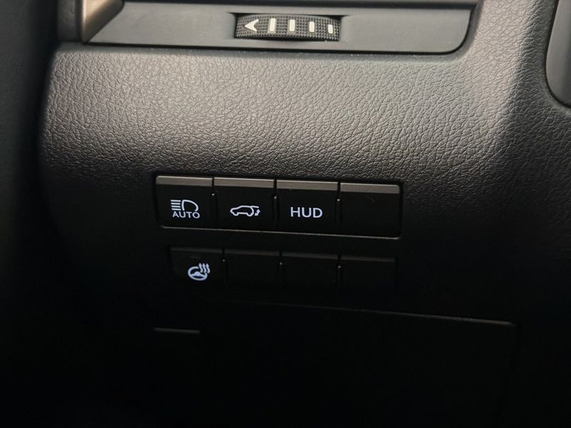 Lexus RX bild 36