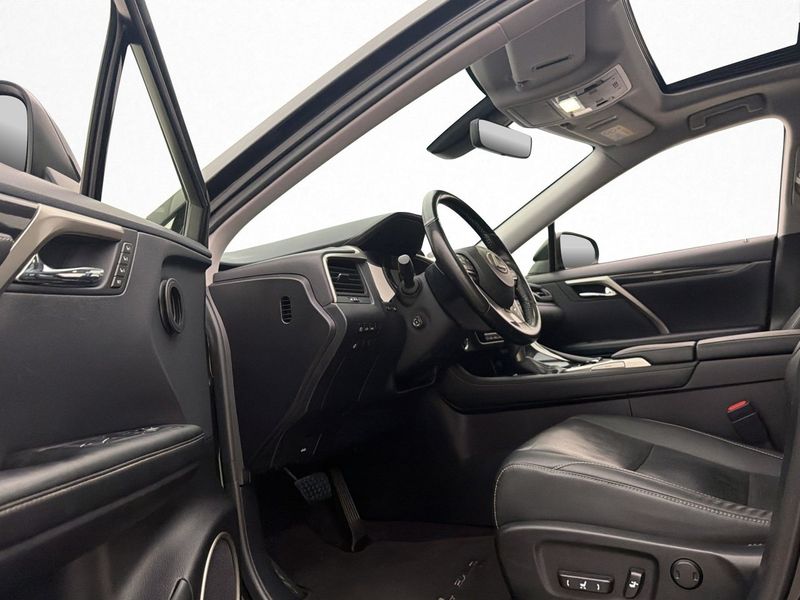 Lexus RX bild 12