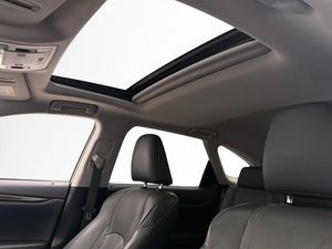Lexus RX bild 20