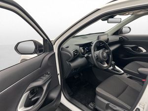 Toyota Yaris Cross bild 17