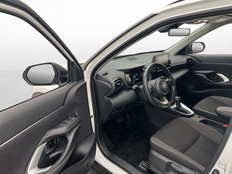 Toyota Yaris Cross bild 17