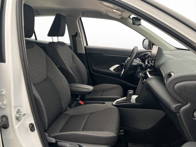 Toyota Yaris Cross bild 10
