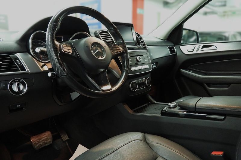 Mercedes GLE250 bild 24