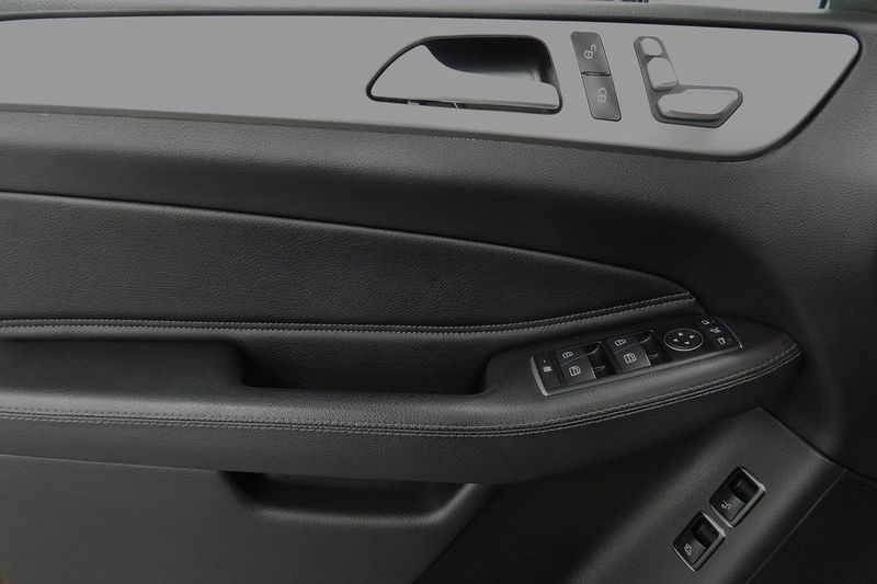 Mercedes GLE250 bild 25