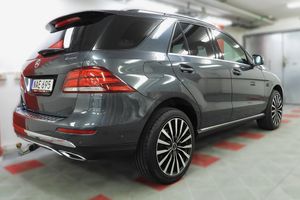 Mercedes GLE250 bild 8