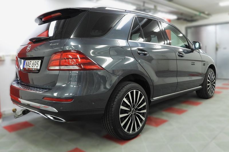 Mercedes GLE250 bild 8