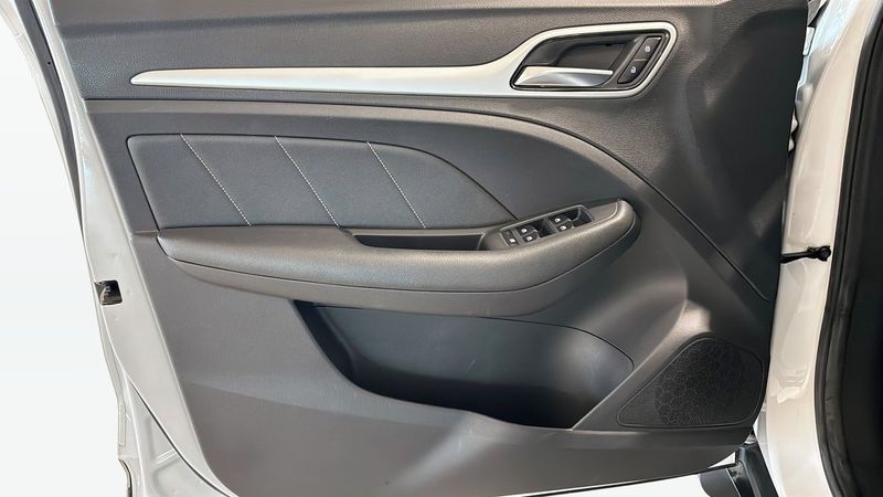 MG ZS EV bild 11