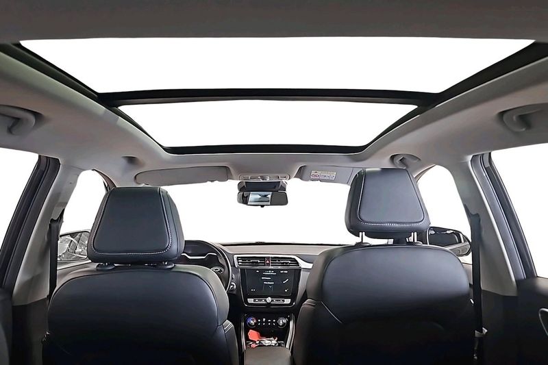 MG ZS EV bild 15