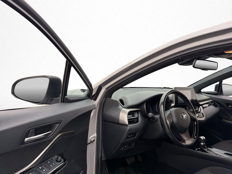 Toyota C-HR bild 29