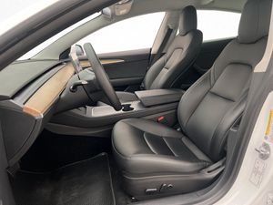 Tesla Model 3 bild 12