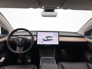 Tesla Model 3 bild 15