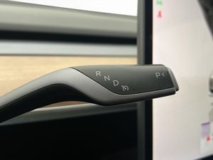 Tesla Model 3 bild 19
