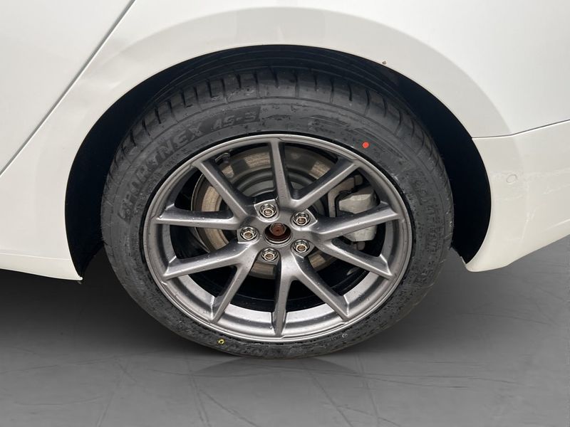 Tesla Model 3 bild 27