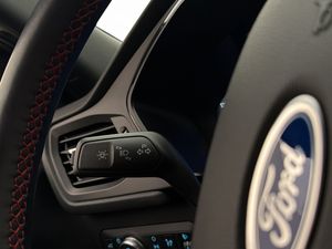 Ford Kuga bild 33