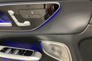 Mercedes GLC300 bild 13