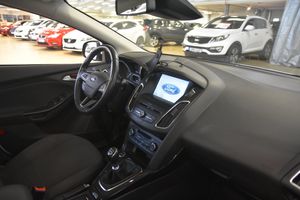 Ford Focus bild 9