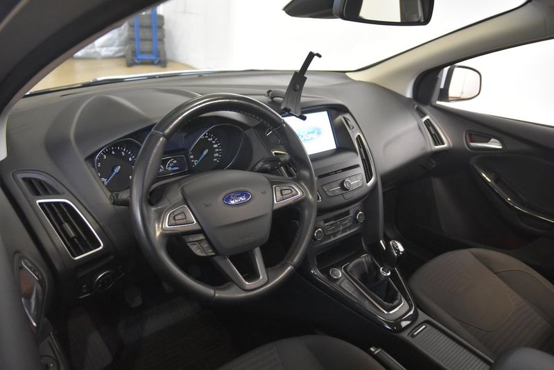 Ford Focus bild 7