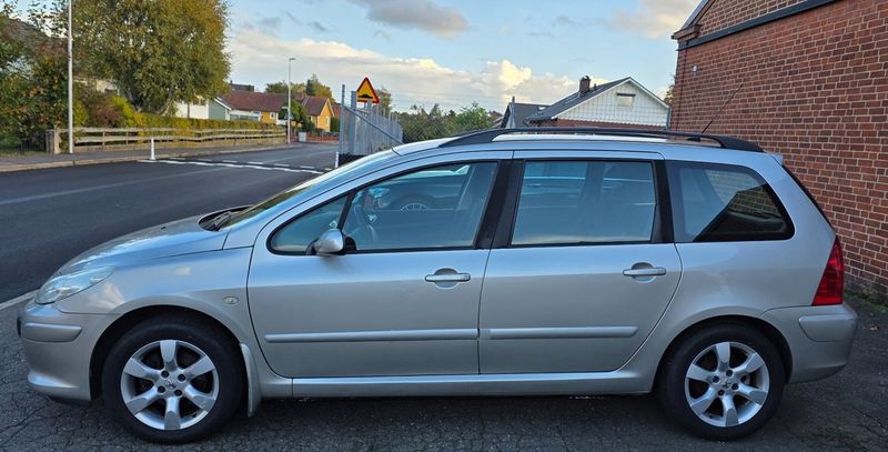 Peugeot 307 bild 2