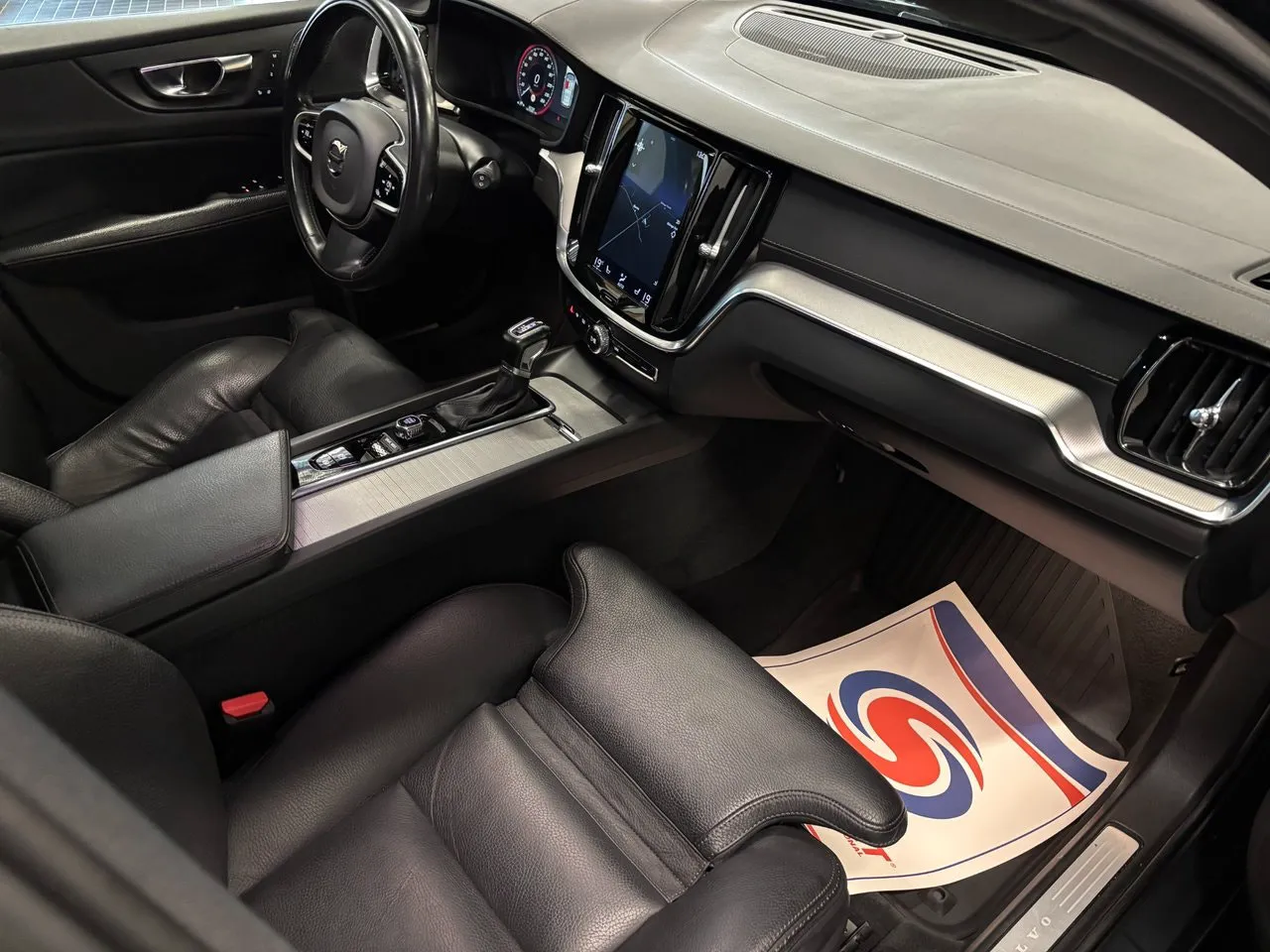 Volvo V60 bild 24
