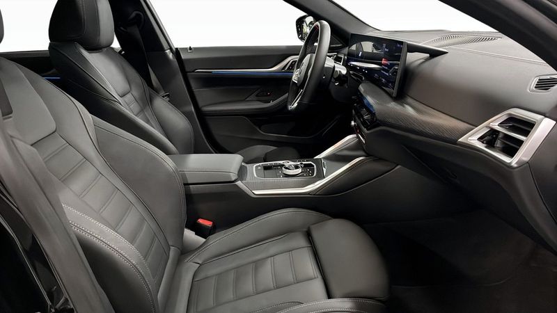 BMW i4 bild 3
