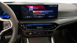 BMW i4 bild 12