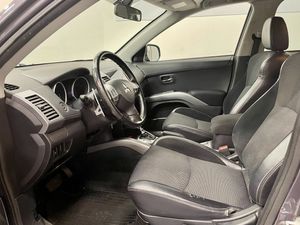 Mitsubishi Outlander bild 19