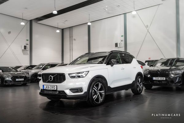 Volvo XC40 B4 AWD R-Design / LEASEBAR / H&K / Dragkrok - 2022