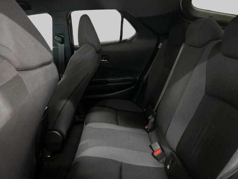 Toyota C-HR bild 11