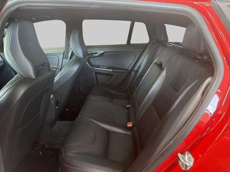 Volvo V60 bild 8