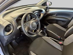 Toyota Aygo X bild 14